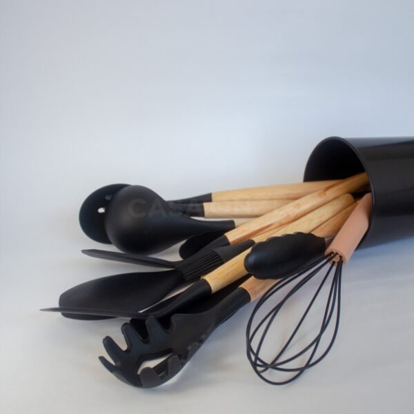 3c2de9fa-45db-4592-a455-7cc7aa07c9fb Set utencilios de cocina -12 piezas